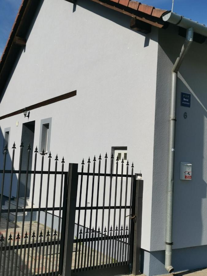 Apartman Lucija Kuca Za Odmor Vukovar Ngoại thất bức ảnh